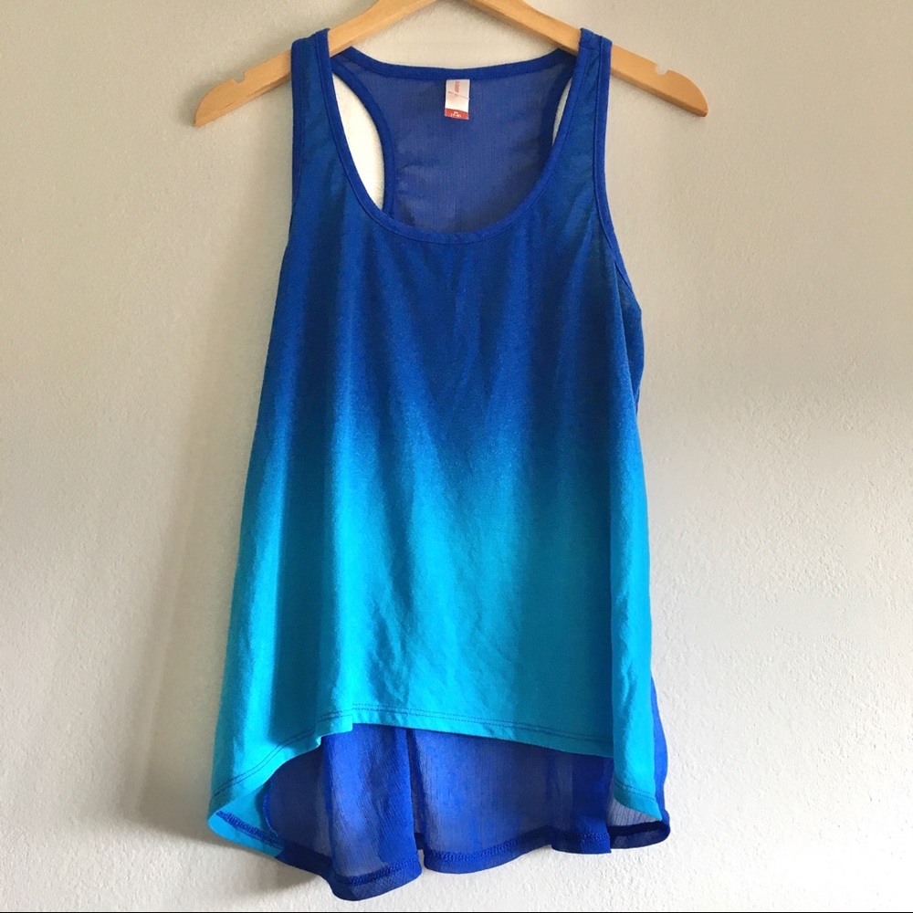 🌸Blue ombré racer back tank top🌸